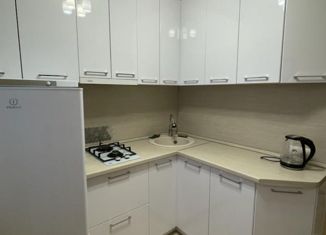 Продается 1-комнатная квартира, 31 м2, Ставрополь, улица Ленина, 108, микрорайон №7