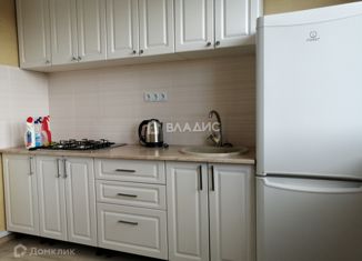 Сдается в аренду 1-ком. квартира, 34 м2, Калининград, Летняя улица, 72