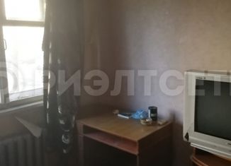 Продаю комнату, 44 м2, Мурманск, улица Чумбарова-Лучинского, 10, Ленинский округ