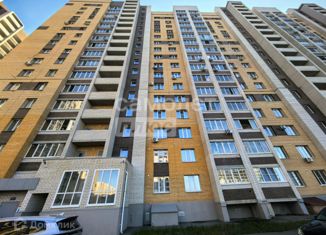 Двухкомнатная квартира на продажу, 65 м2, Тамбов, Сабуровская улица, 1Бк2