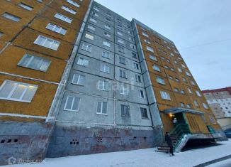 Продам 2-ком. квартиру, 40.9 м2, Норильск, Школьная улица, 2