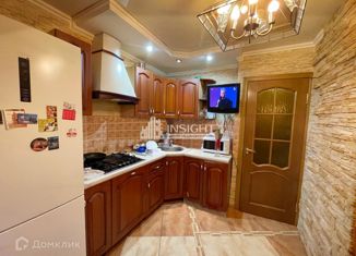Продажа трехкомнатной квартиры, 65.9 м2, Тюменская область, Интернациональная улица, 2А