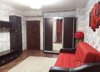 Сдаю в аренду двухкомнатную квартиру, 51.7 м2, Волжский, Волгодонская улица, 19
