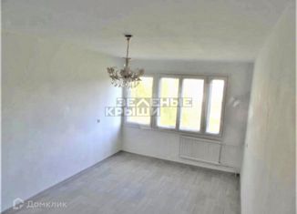 Продам однокомнатную квартиру, 31.5 м2, Санкт-Петербург, улица Кустодиева, 20к2, метро Проспект Просвещения