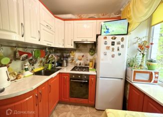 Продажа 2-комнатной квартиры, 42 м2, Санкт-Петербург, улица Возрождения, 11, улица Возрождения