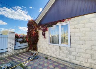 Продажа четырехкомнатной квартиры, 95 м2, Темрюк, Цветочный переулок, 3