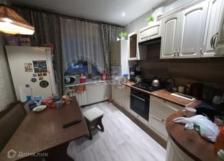 Продается трехкомнатная квартира, 70 м2, Тюменская область, Ленинградский проспект, 10Д
