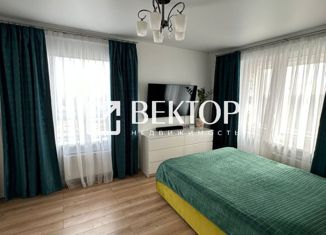 Продажа 2-ком. квартиры, 55 м2, Ярославль, проспект Фрунзе, 54Б, район Сокол