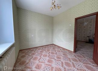 Продам 2-ком. квартиру, 43 м2, Узловая, улица Карла Маркса, 12