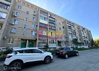 Продажа 2-ком. квартиры, 50 м2, Оренбургская область, улица Докучаева, 5