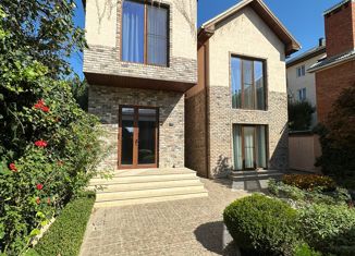 Продаю дом, 300 м2, Краснодар, улица Бабушкина, 135, улица Бабушкина