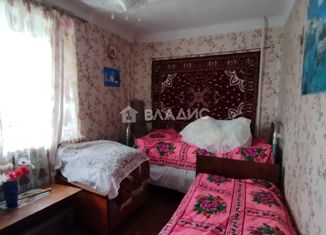 Продажа 2-ком. квартиры, 39 м2, поселок городского типа Октябрьский, Железнодорожная улица, 8