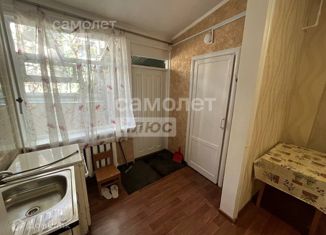 Продаю 2-ком. квартиру, 48 м2, Туапсе, улица Космонавтов, 18