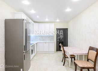 Продажа 2-комнатной квартиры, 50 м2, село Каменка, микрорайон Олимпийской славы, 2