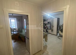 Продаю 2-ком. квартиру, 51 м2, Кукмор, улица Вахитова, 18