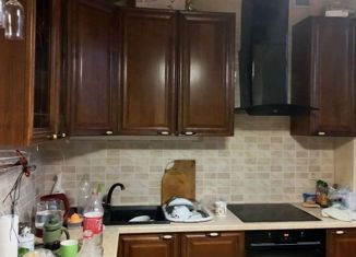 Продается 4-комнатная квартира, 102 м2, Ставрополь, улица Кирина, 30, микрорайон № 9