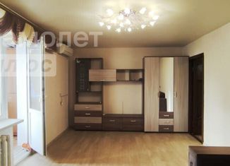 Продается 2-комнатная квартира, 55.7 м2, Севастополь, улица Адмирала Фадеева, 25А, Гагаринский район