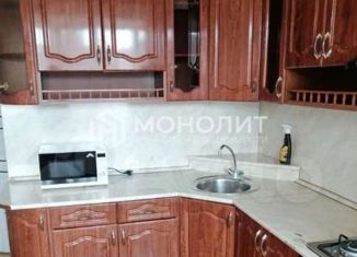 Сдам 2-комнатную квартиру, 60 м2, Старый Оскол, микрорайон Южный, 5