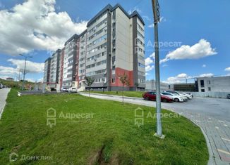 Продажа трехкомнатной квартиры, 69.4 м2, Волгоградская область, улица Академика Комарова, 76