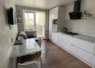 Продается 1-ком. квартира, 42 м2, Новомосковск, улица Трудовые Резервы, 57к2