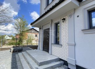 Продается таунхаус, 225 м2, поселок Невское, Орудийная улица, 86