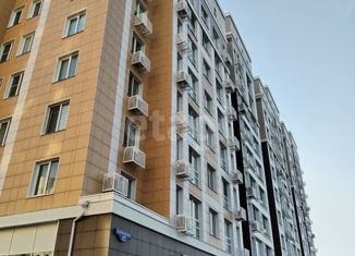 Продажа 2-комнатной квартиры, 73 м2, Белгород, улица Чапаева, 14А