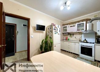 Продам 2-комнатную квартиру, 55.5 м2, Ставропольский край, улица Доваторцев, 197Б