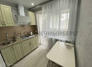 Продам однокомнатную квартиру, 32 м2, поселок городского типа Новомихайловский, 1-й микрорайон, 4