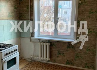 Продам двухкомнатную квартиру, 44.4 м2, Дятьково, улица Качалова, 14