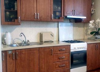 Продажа 2-ком. квартиры, 55 м2, посёлок городского типа Аграрное, Спортивная улица, 10