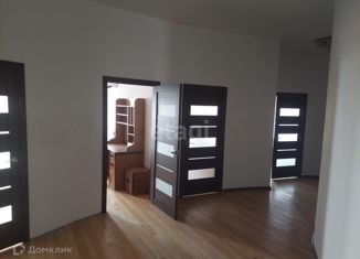 Продается пятикомнатная квартира, 180 м2, Якутск, улица Ларионова, 6