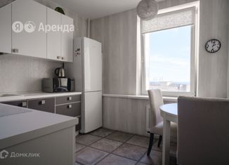 Сдается в аренду однокомнатная квартира, 37 м2, Санкт-Петербург, Малый проспект Васильевского острова, 90