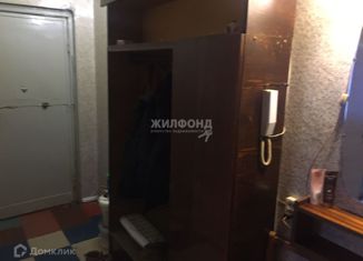 Сдается в аренду 2-комнатная квартира, 46 м2, Новосибирск, Российская улица, 12, Советский район