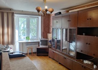 Сдача в аренду 2-ком. квартиры, 42 м2, Москва, улица Сталеваров, 14к4, ВАО