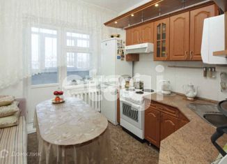Продается 2-комнатная квартира, 55.4 м2, Нижневартовск, Заводская улица, 12