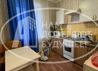 Продам 1-комнатную квартиру, 37.8 м2, Лысьва, улица Суворова, 29