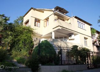 Продаю дом, 300 м2, Сочи, микрорайон Ареда, улица Чебрикова, 2/2