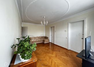 4-комнатная квартира на продажу, 63 м2, Нальчик, улица 2-й Таманской Дивизии, 420, район Дубки