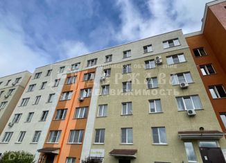 Продам трехкомнатную квартиру, 68.4 м2, Кемерово, Осенний бульвар, 2А