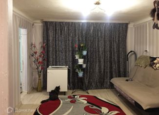 Продаю 2-ком. квартиру, 37 м2, Тосно, Рабочая улица, 3