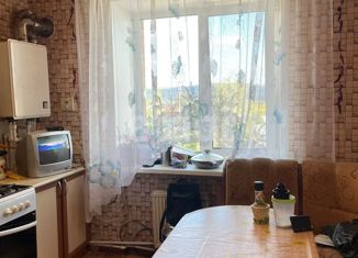 Продам 4-комнатную квартиру, 80.9 м2, село Русский Акташ, улица Строителей, 17