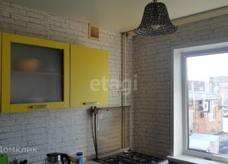 Продам 1-ком. квартиру, 31.6 м2, Калачинск, улица Петра Ильичева, 12