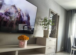 Продаю четырехкомнатную квартиру, 90.3 м2, Троицк, микрорайон В, 52