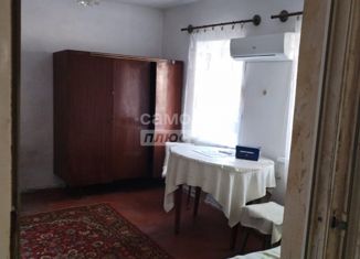 Продается трехкомнатная квартира, 43 м2, Новочеркасск, Красный спуск, 7/1