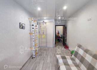 Продается двухкомнатная квартира, 45.2 м2, Волгоградская область, улица Луговского, 4