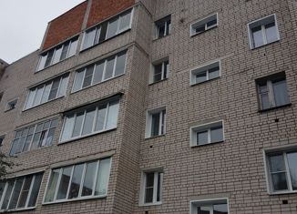 Продам 2-ком. квартиру, 52 м2, Иваново, 2-я Дачная улица, 20, район Пустошь-Бор