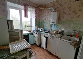 Продается 2-ком. квартира, 43.3 м2, Кстово, улица Космонавтов, 3