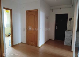 Продается 3-комнатная квартира, 73 м2, Каменск-Шахтинский, улица Халтурина, 4Б