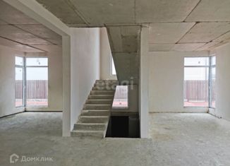 Продается дом, 678 м2, Геленджик, улица Майи Осичевой, 34