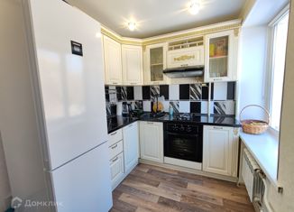 Продаю квартиру студию, 39.7 м2, Копейск, улица Петра Томилова, 7